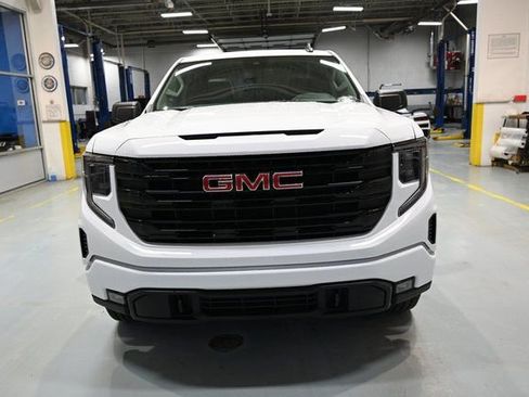 New 2026 GMC Sierra 1500 Elevation image 2