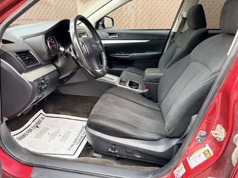 Used 2013 Subaru Outback 2.5i Premium image 9