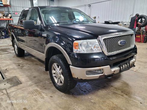 Used 2005 Ford F150 Lariat image 1
