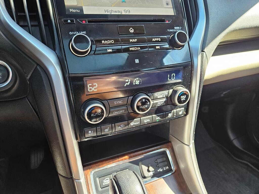 Used 2019 Subaru Ascent Touring AWD/4WD image 25