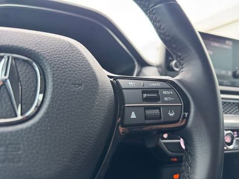 Used 2024 Acura Integra image 8