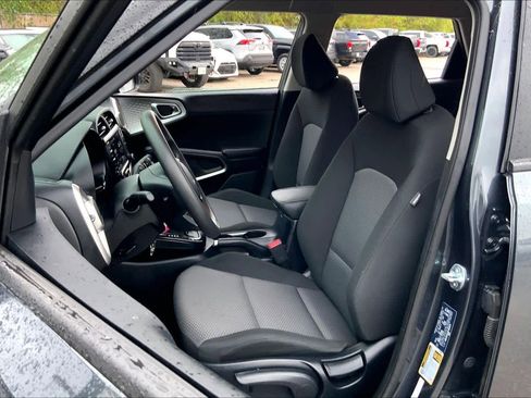 Used 2024 Kia Soul LX w/ Option Group 015 image 7