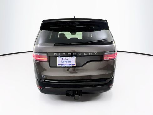 Used 2024 Land Rover Discovery Dynamic SE AWD/4WD image 6