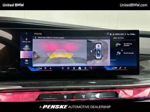Used 2025 BMW 760i xDrive AWD/4WD image 17