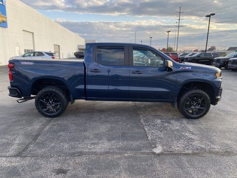 Used 2021 Chevrolet Silverado 1500 Custom Trail Boss w/ LPO, Dark Essentials Package image 8