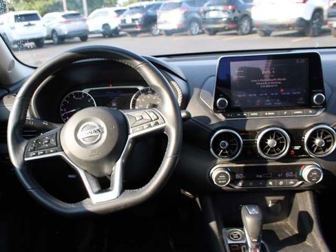 Used 2021 Nissan Sentra SV w/ Trunk Package FWD image 10