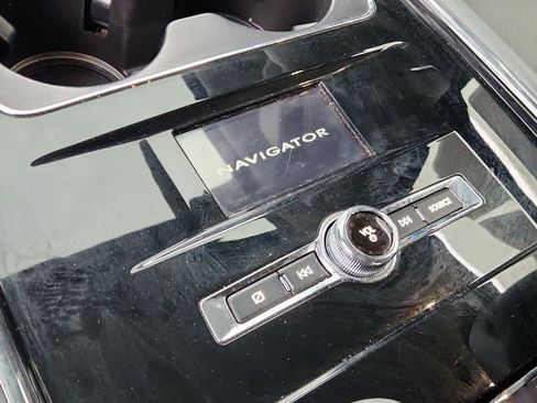 Used 2019 Lincoln Navigator Reserve w/ Cargo Package image 9