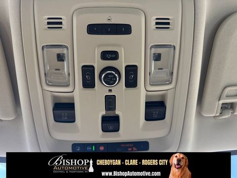 Used 2021 GMC Yukon XL Denali AWD/4WD image 28