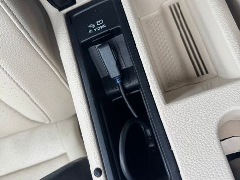 Used 2014 Volkswagen Jetta TDI FWD image 38