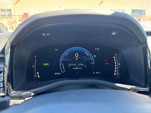 Used 2025 Toyota Camry SE FWD image 39