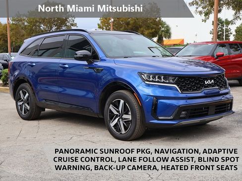 Used 2022 Kia Sorento EX w/ Panoramic Sunroof Package image 1