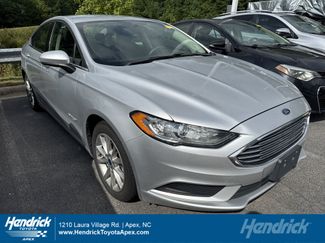 Used 2017 Ford Fusion SE FWD video 1