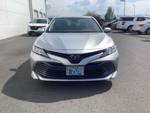 Used 2020 Toyota Camry LE w/ Carpet Mat Package FWD image 9