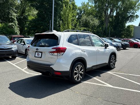 Certified 2023 Subaru Forester Limited AWD/4WD image 6