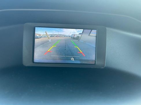 Used 2015 Ford Focus SE w/ Equipment Group 201A image 24