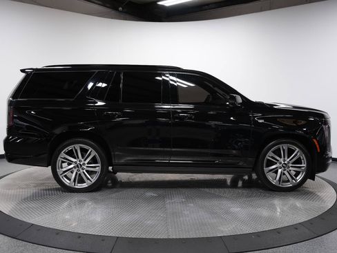 Used 2025 Cadillac Escalade Sport Platinum AWD/4WD image 11