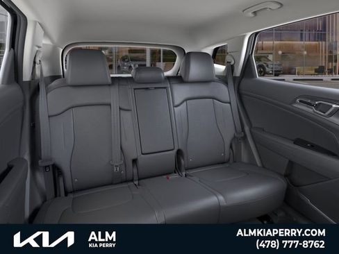 New 2025 Kia Sportage EX image 16