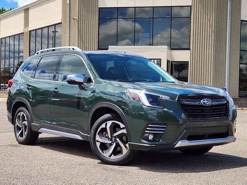 Used 2023 Subaru Forester Touring AWD/4WD image 33