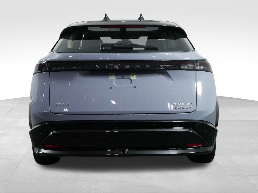 Used 2024 Nissan Ariya AWD image 9