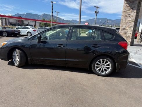 Used 2014 Subaru Impreza 2.0i Premium w/ All-Weather Package w/CVT image 35