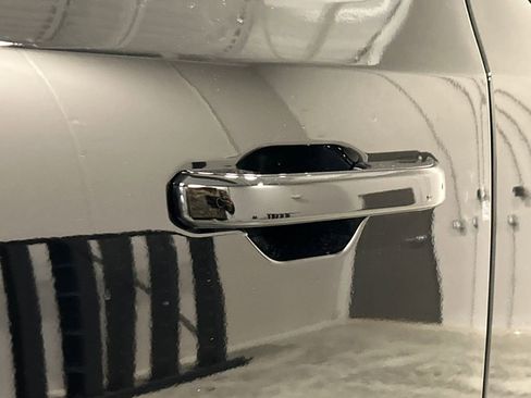 New 2026 Jeep Grand Wagoneer Limited image 13
