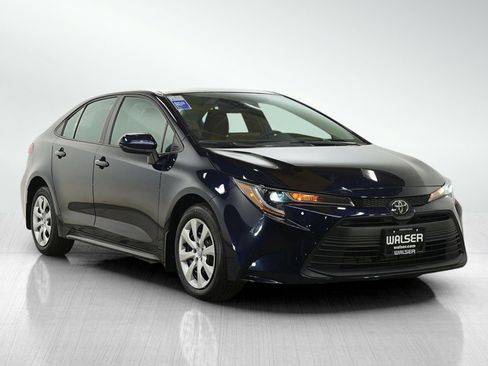 Used 2023 Toyota Corolla LE FWD image 7