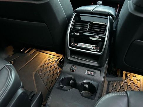 Used 2019 BMW X7 xDrive50i w/ M Sport Package image 15