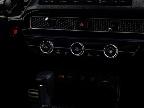 Used 2025 Honda Civic Sport image 22