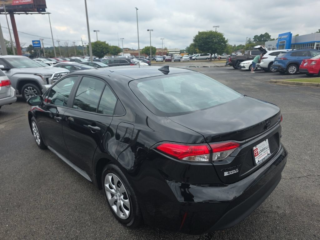 New 2026 Toyota Corolla LE FWD image 6