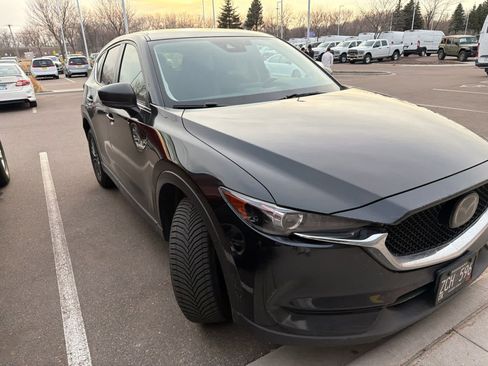 Used 2019 MAZDA CX-5 Touring image 2