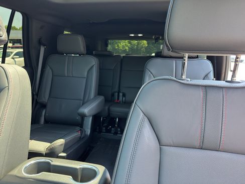 Used 2026 Chevrolet Tahoe RST w/ Comfort Package AWD/4WD image 20