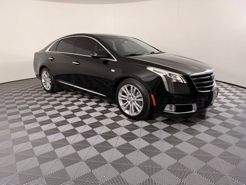Used 2019 Cadillac XTS Luxury FWD image 5