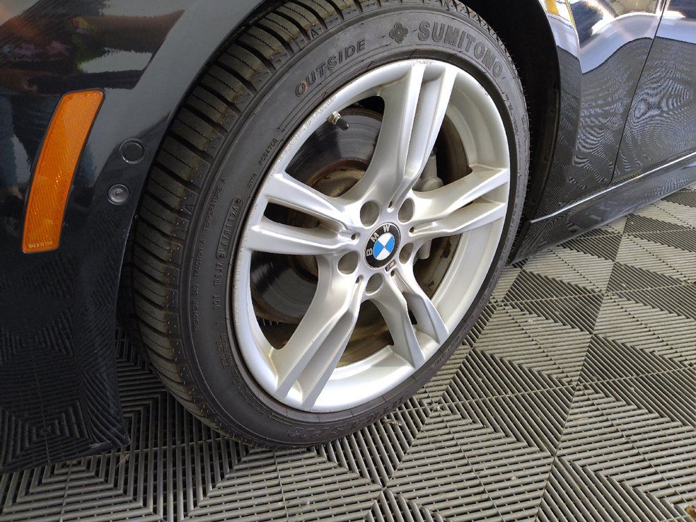 Used 2018 BMW 330i Sedan RWD image 31