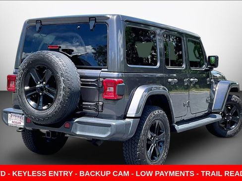 Used 2021 Jeep Wrangler Unlimited Sahara AWD/4WD image 6