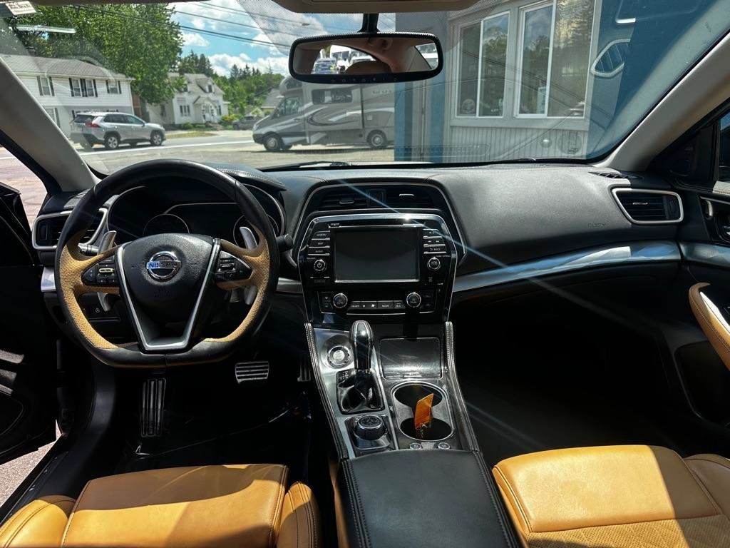 Used 2016 Nissan Maxima SR FWD image 12