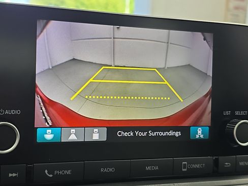 Used 2024 Honda Accord EX image 22