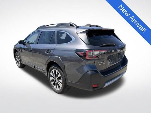 Used 2023 Subaru Outback Limited AWD/4WD image 5