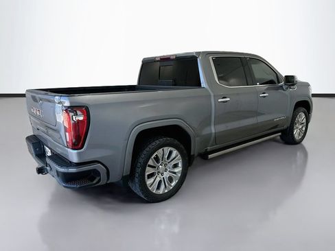 Used 2022 GMC Sierra 1500 Denali w/ Denali Premium Package AWD/4WD image 8
