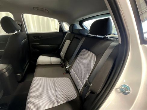 Certified 2022 Hyundai Kona SE image 15