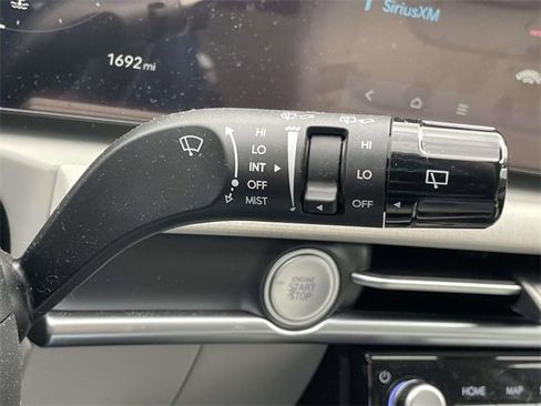 Certified 2025 Hyundai Tucson SEL image 18