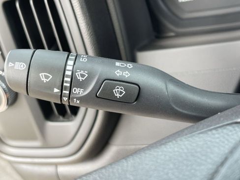 Used 2025 GMC Sierra 1500 Pro w/ Pro Value Package image 19