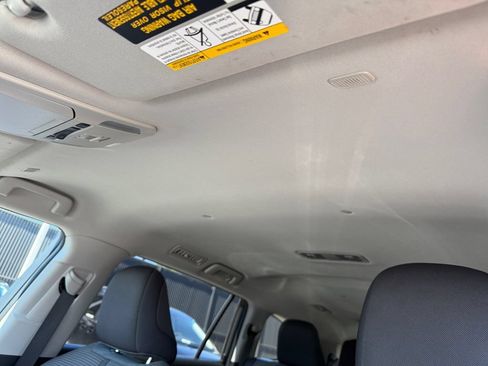 Used 2023 Toyota Highlander LE FWD image 37