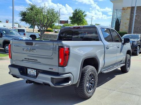 Used 2025 GMC Sierra 1500 AT4 w/ AT4 Premium Package AWD/4WD image 3
