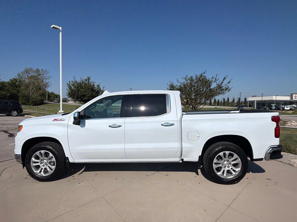 Used 2026 Chevrolet Silverado 1500 LTZ w/ Z71 Off-Road Package AWD/4WD image 5