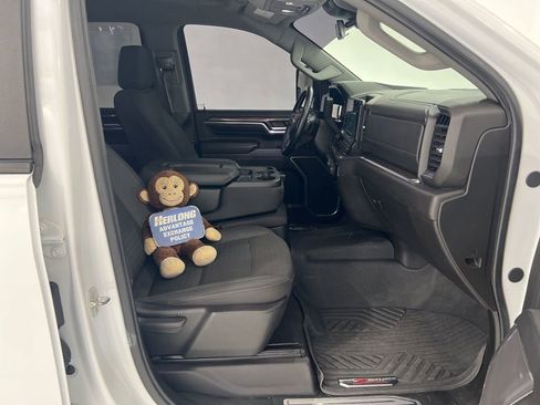 Used 2024 Chevrolet Silverado 2500 LT image 25