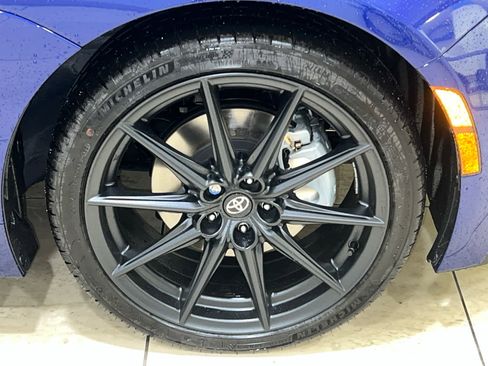 New 2025 Toyota GR86 Premium w/ ALL Weather Mat Package (TMS) image 5