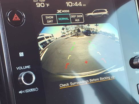 Used 2025 Subaru Forester Premium image 40