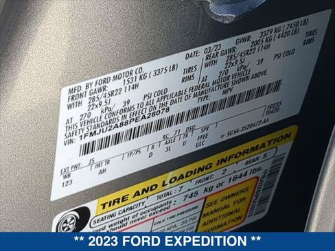 Used 2023 Ford Expedition Limited AWD/4WD image 24