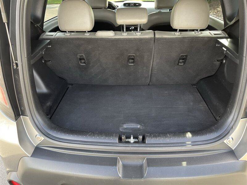 Used 2014 Kia Soul + w/ Audio Package FWD image 12