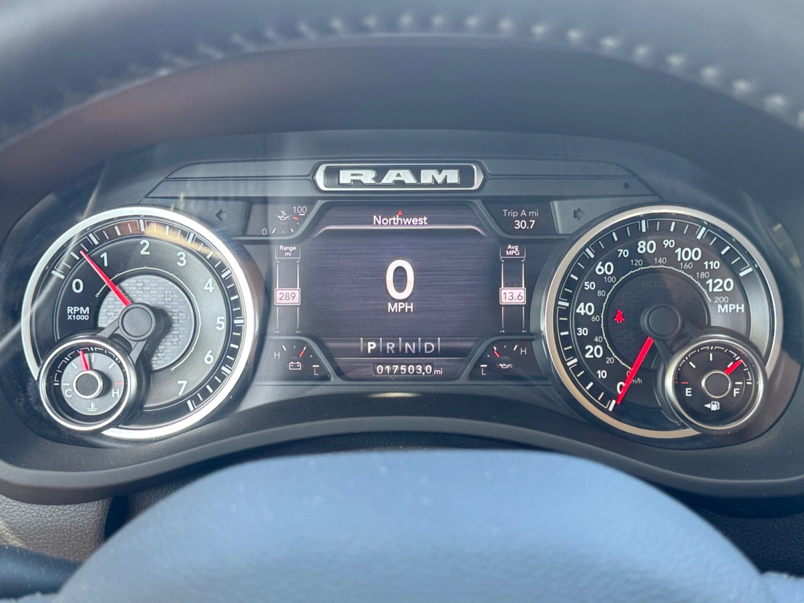 Used 2022 RAM 2500 Laramie RWD image 14
